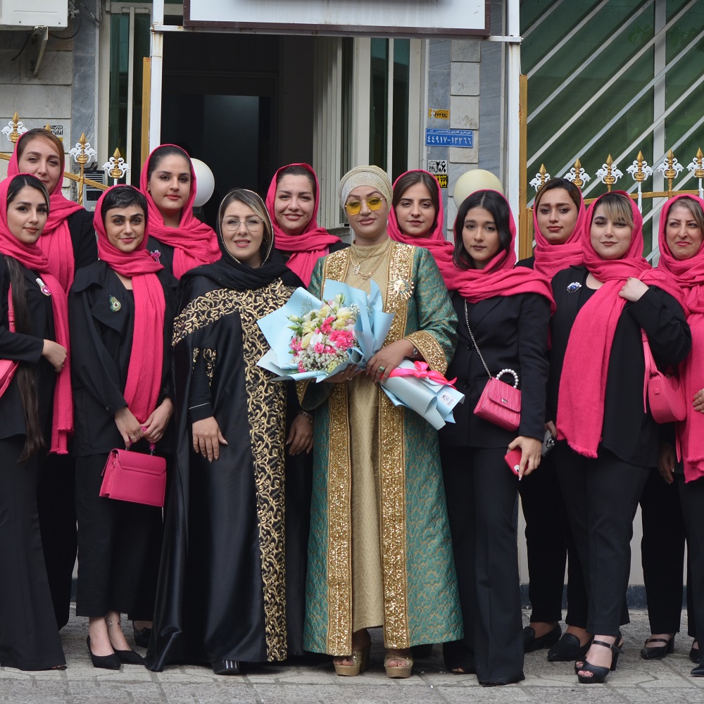 ازاده یارمحمدی - فرش قرمز زیبایی و سلامت