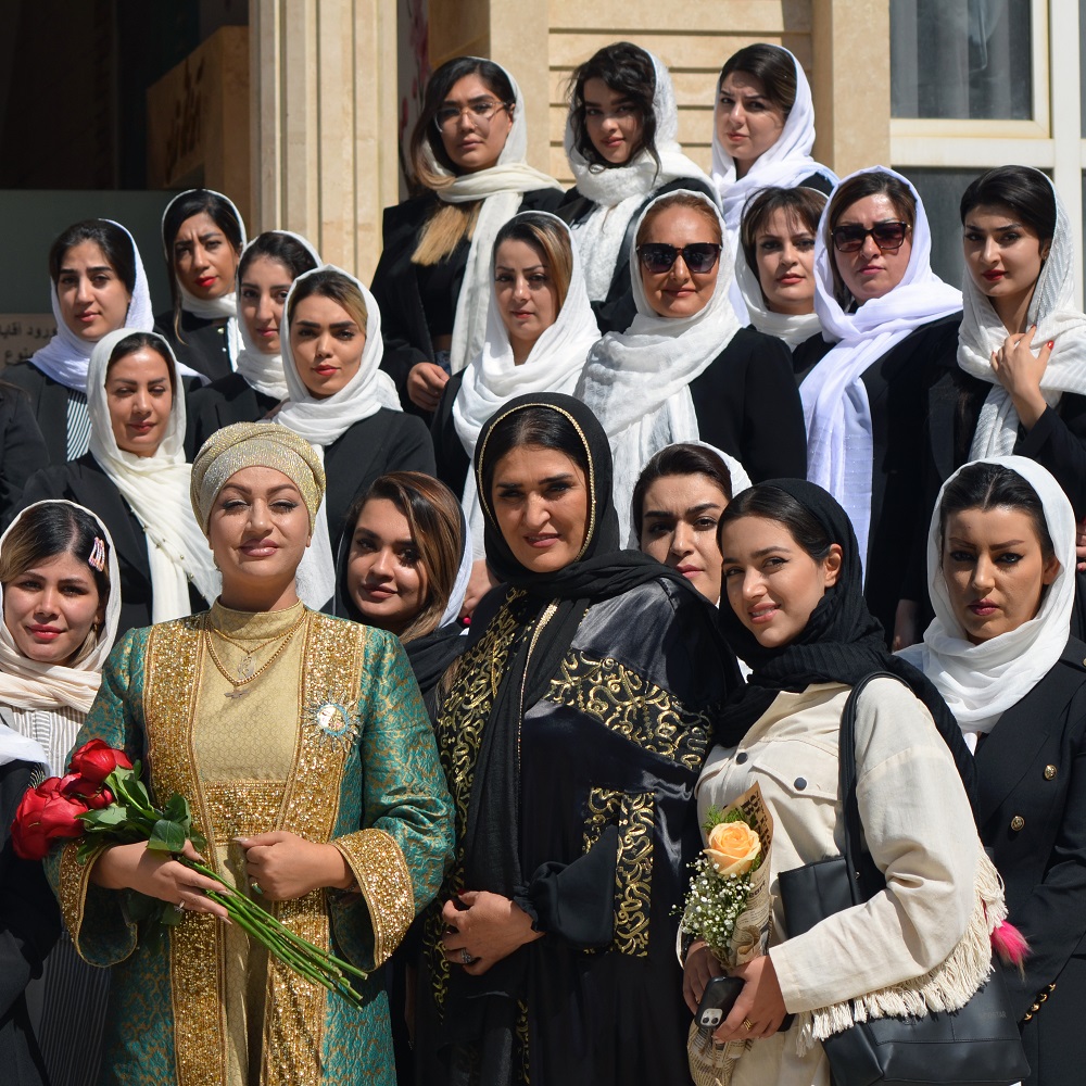 ازاده یارمحمدی - فرش قرمز زیبایی و سلامت